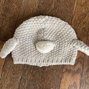 Baby Gap Knit Hat 12-18 M Gray Cute Penguin Design